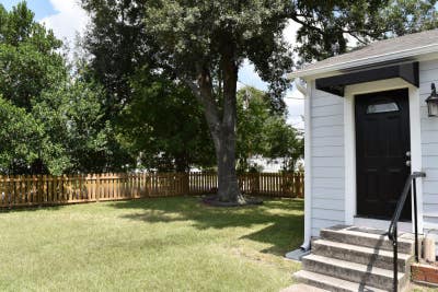 1519 W12th St Main Photo