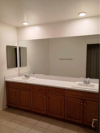 Private Bright Room in a Quiet safe clean Eastvale Main Photo