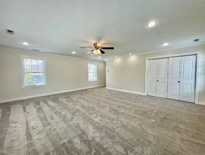 Private Room on Norfolk Beach Main Photo