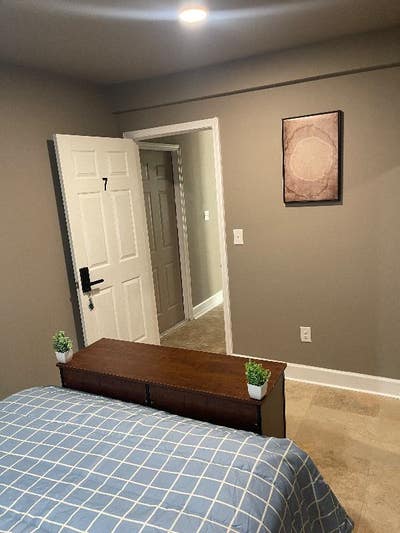 Furnished Room Rental In Midtown 5 Min From UofM Main Photo