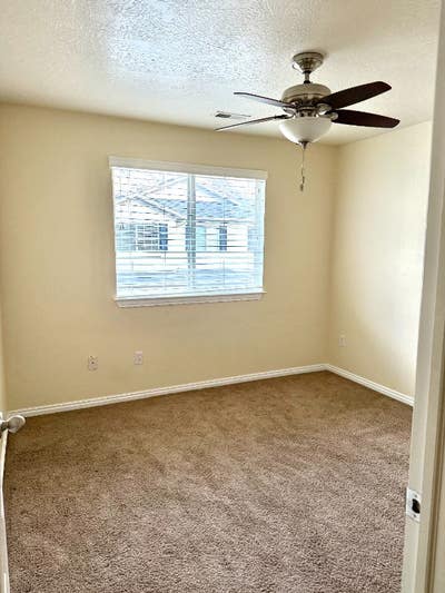 1 room available with shared bathroom available  Main Photo