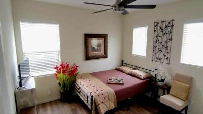 Cozy & Comfy (Private Bath) in a safe quiet neigh Main Photo