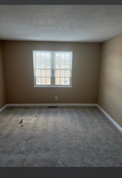 One bedroom  and private bathroom Main Photo