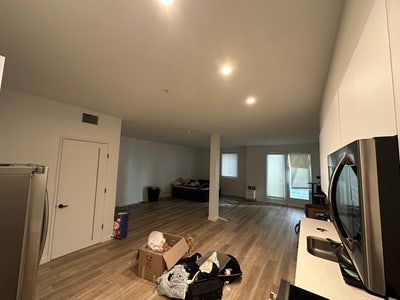 Very Large Studio Main Photo