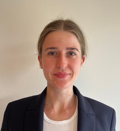 Law student seeking room for summer internship. Main Photo