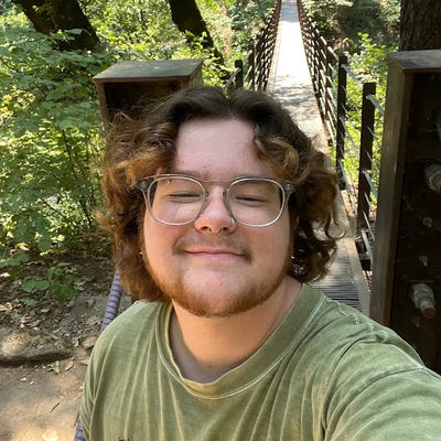 Student looking for a room in Downey for $700 Main Photo