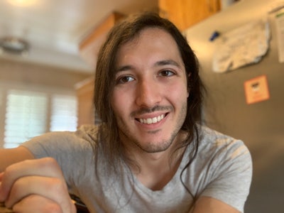 Clean 31 year old male looking for Tarzana room Main Photo