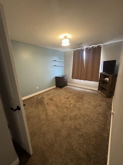 2 rooms available  Main Photo