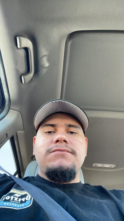 Student looking for a room in Long Beach CA Main Photo