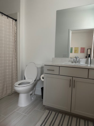 Room for Rent  Main Photo