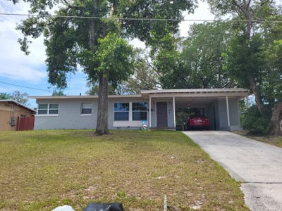 2 Rooms ASAP: Move-In Ready – Utilities Included Main Photo