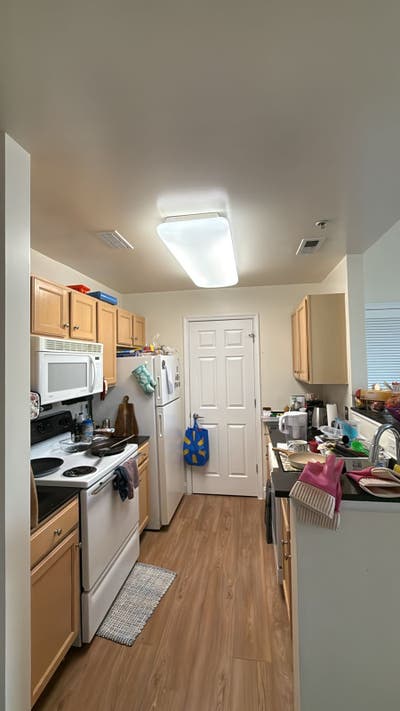 Bedroom & Bathroom Available for Rent in a 2B/2B Main Photo