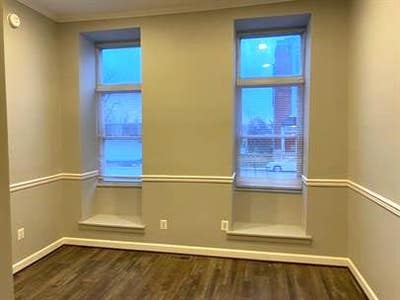 $850 Room for Rent (Private Bath) 833 N Fulton Av Main Photo