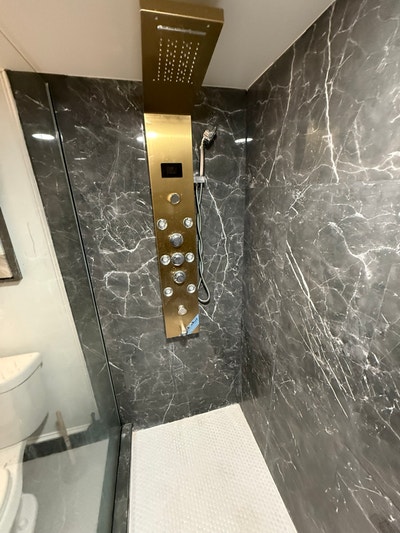 A beautiful one bed one bath all utilities include Main Photo