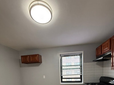 *Renovated spacious 1 BR apt for rent in East Oran Main Photo