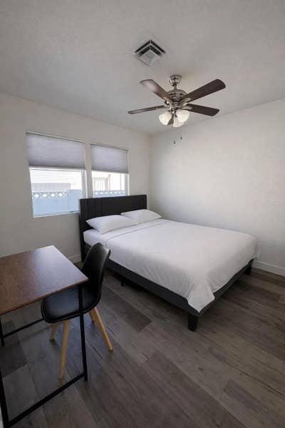 Fully Furnished Room For Rent Main Photo