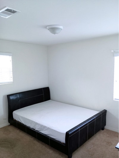 Private Bright Room in a Quiet safe clean Eastvale Main Photo