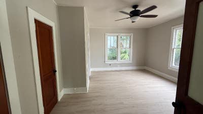 Newly renovated and spacious_ bed 1 bath Main Photo