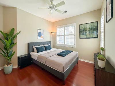 1 BedroomShared Bath in Palm Desert Main Photo