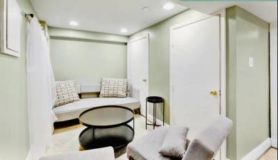 1 BR Lower Level available near H St Main Photo