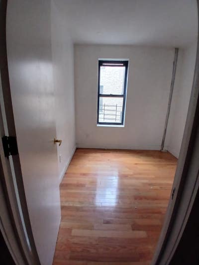 Uptown Harlem Tenant One Bedroom in Hamilton Heigh Main Photo