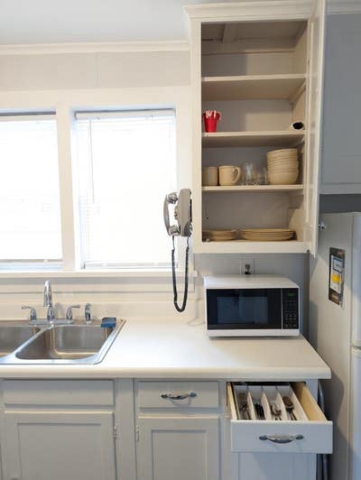 Cozy and Furnished in the Village of Lancaster Main Photo