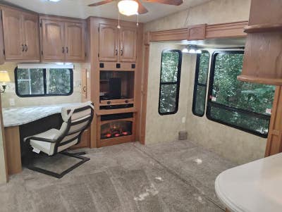 Rent to OWN  all bills paid! Main Photo