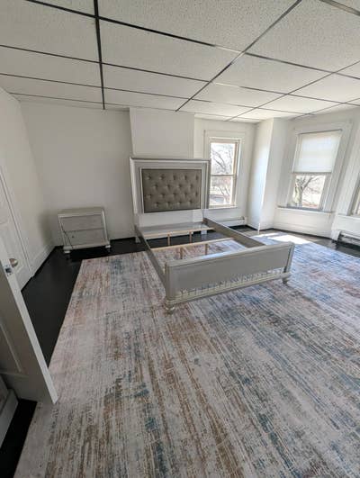 Master Suite Apt 3 Bedroom 1 Main Photo