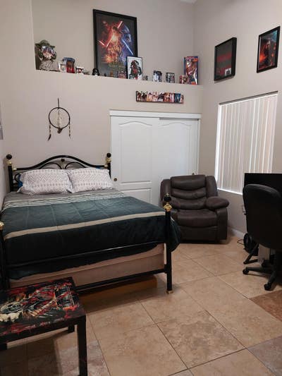 Room with Personality Main Photo