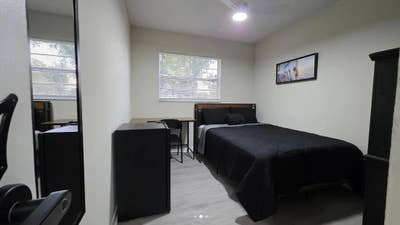 The Cozy Retreat_Private Furnished Room Near Unive Main Photo