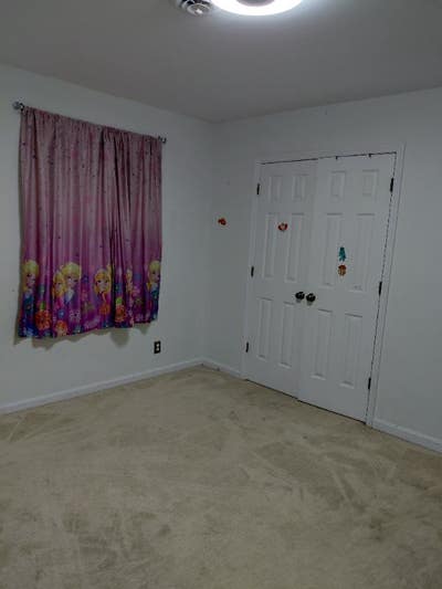 One BR  full bath  shared full kitchen Main Photo