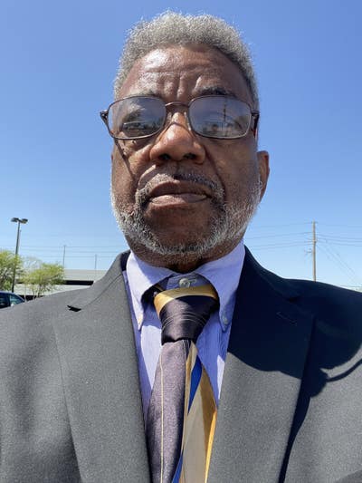 Room wanted in Houston Main Photo