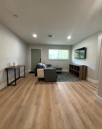 Room Close to Las Olas Main Photo