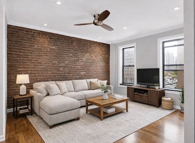Stunning 3 Bed/2 Bath Apartment in Manhattan Main Photo