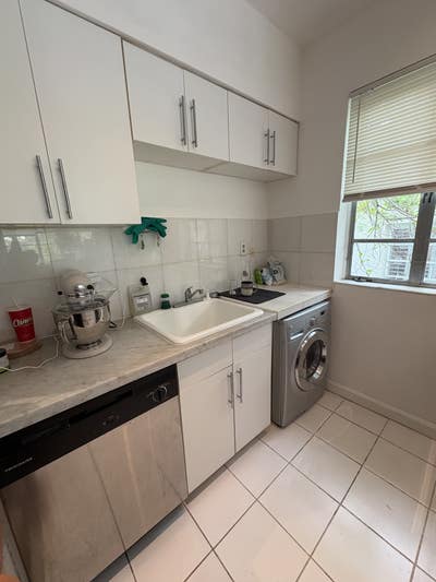 Miami Beach Sublease | April 30 – Sep 30 | 1 Bed | Main Photo