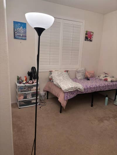 Private Bedroom Available in Riverside Main Photo