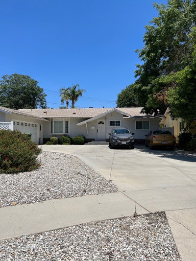 Room with Private Bath $1,325/month Main Photo