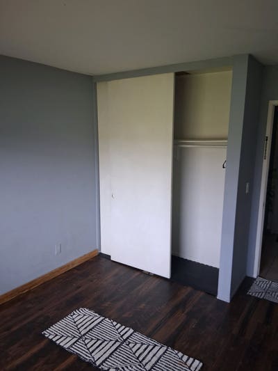 Room for rent Main Photo