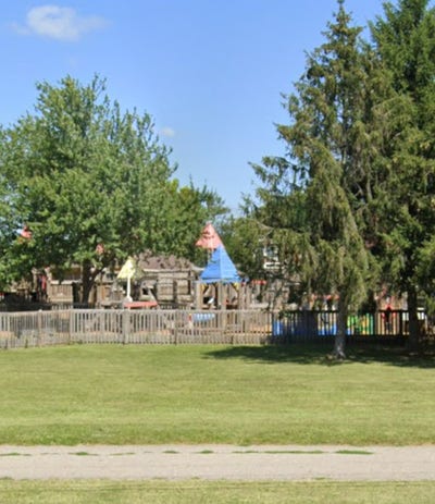 Clean, Room for Rent in Flat Rock Main Photo