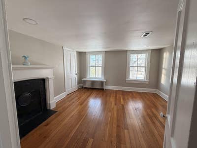 Gorgeous historic 4 bedroom 3.5 bath house!! Main Photo