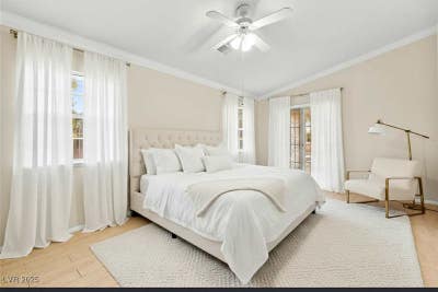 Guard gated in a golf course community. 4bd 2.5ba Main Photo