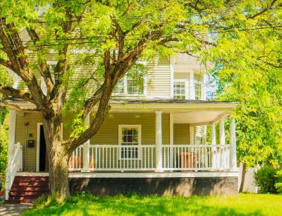 Large 12 BRBA Room in Charming Home_ Winchester S Main Photo