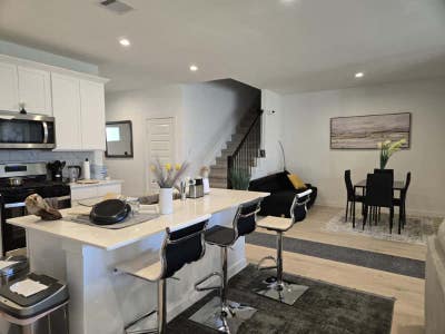 A Furnished room for rent in a 4 BR House Main Photo