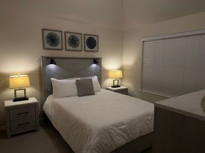 Furnished Space in Clean Quiet Home w/ Amenities Main Photo