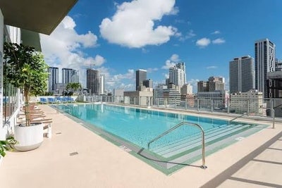 Room penthouse downtown miami Main Photo