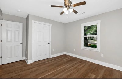 I have 1,2,3,4 bedrooms available for rent  Main Photo