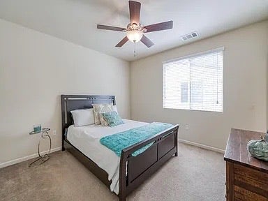 Room for rent in highly desirable Clovis area Main Photo