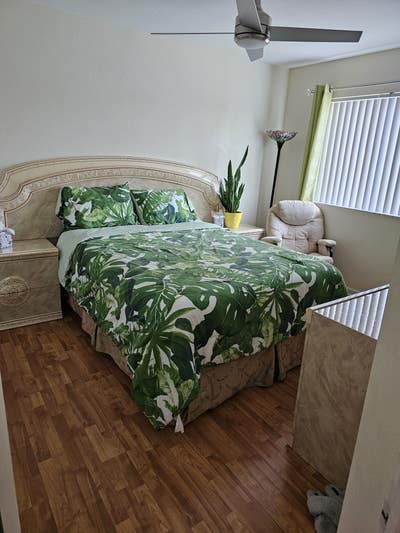 Clean, Quiet Room for Rent in Professional Home Main Photo