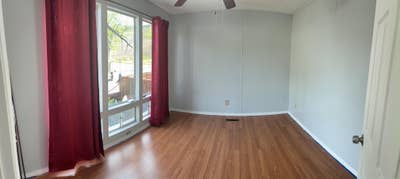 Room for rent Main Photo