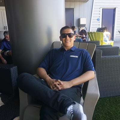 37 year old male looking for a room in Burbank Main Photo